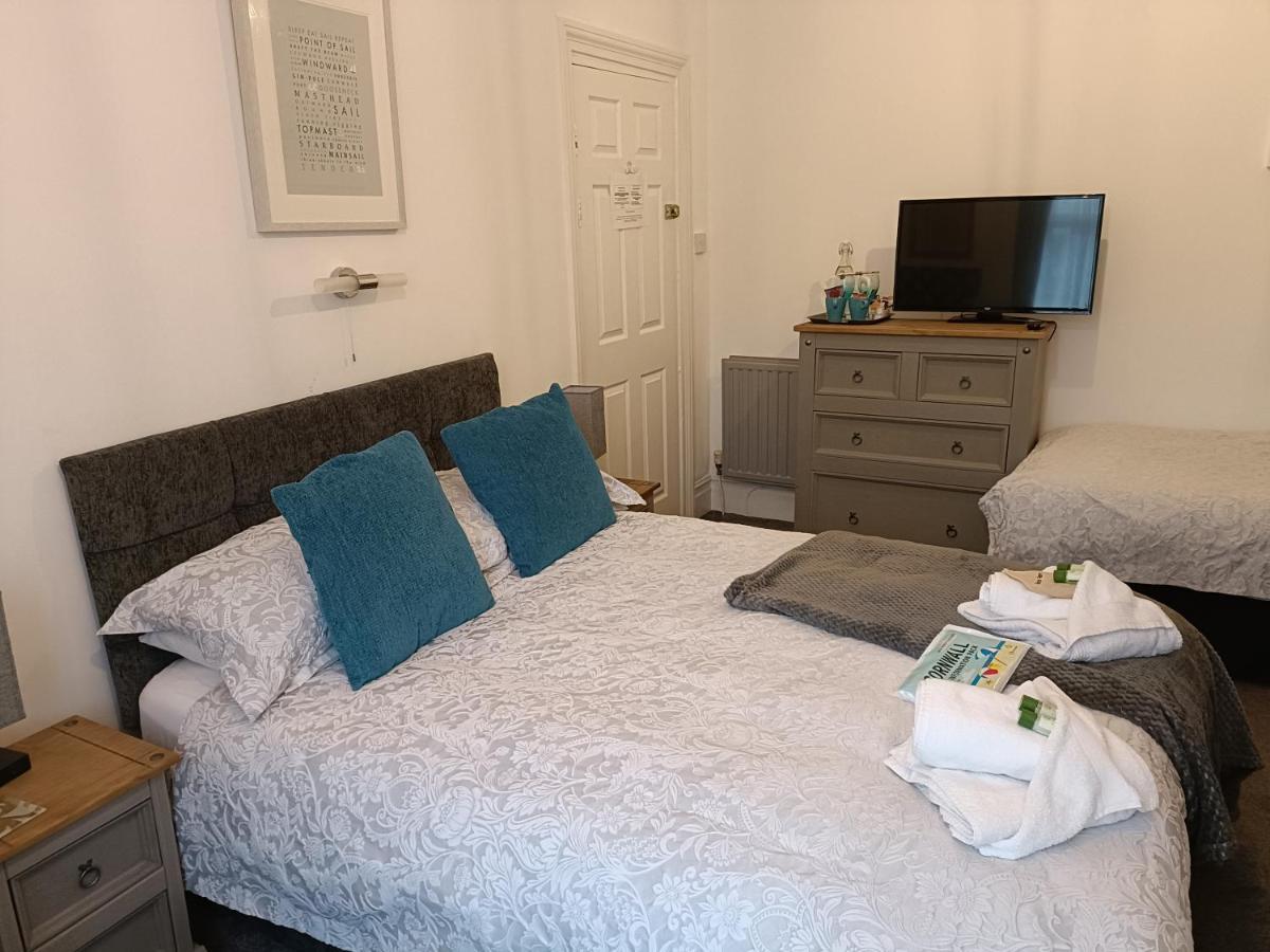 Tregella Guest House New Quay Buitenkant foto